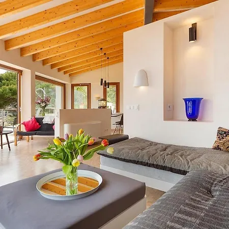 Apartment Mallorca Front Line Direct Access To Sea Capdepera (Mallorca)
